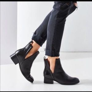 Jeffrey Campbell Oriley Booties